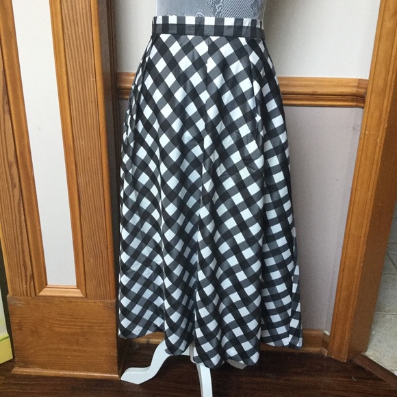 Talbots Dresses & Skirts - Checkered taffeta skirt